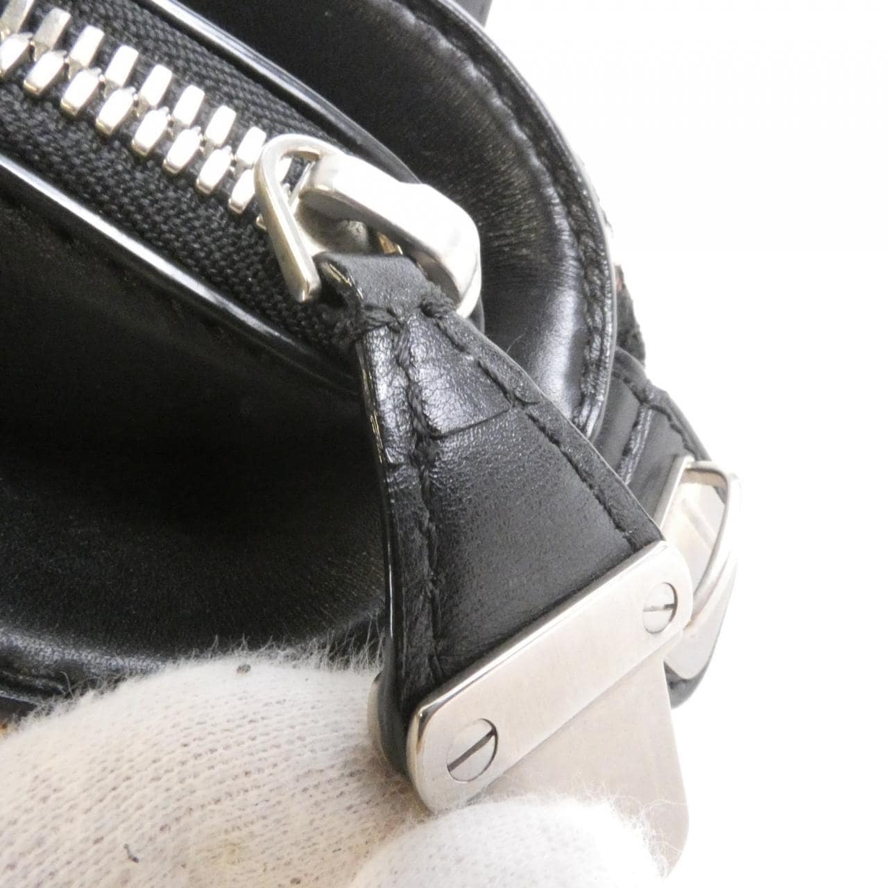 LOUIS VUITTON M94257 Handbag Canvas 4