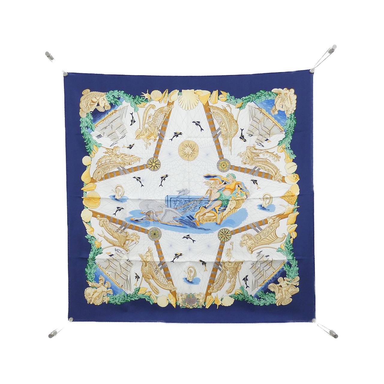 HERMES Scarf