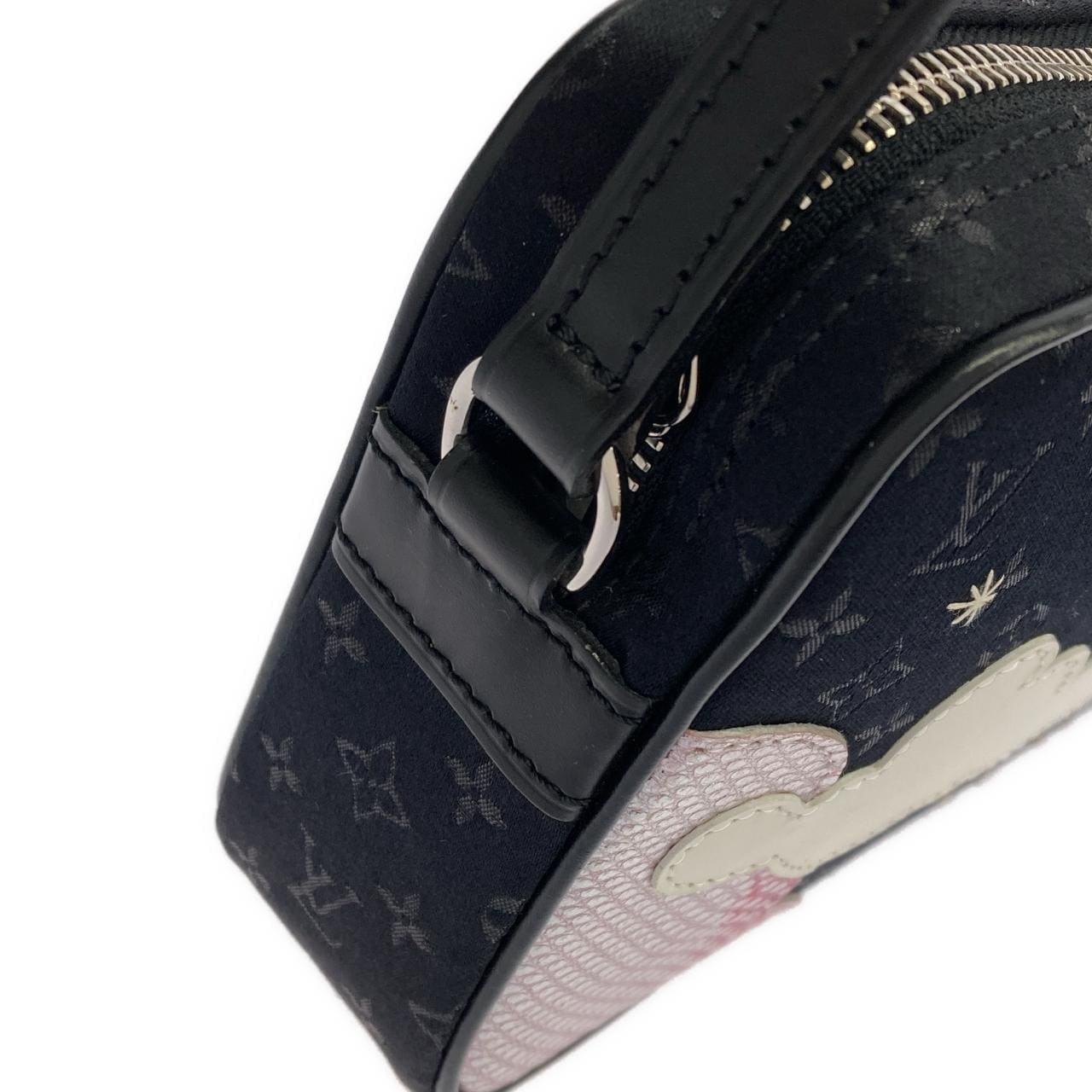 LOUIS VUITTON Pochette M92275 Pochette Patent Leather 4