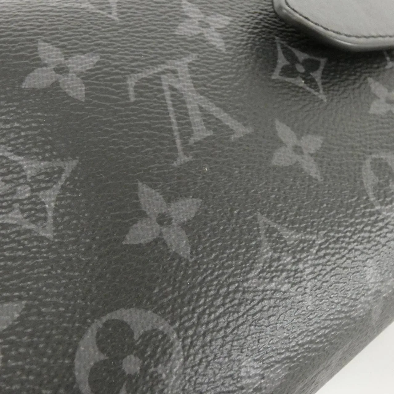 LOUIS VUITTON Eclipse M83113 Pouch Monogram 4