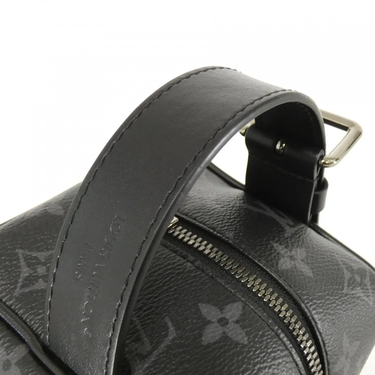 LOUIS VUITTON Eclipse M83113 Pouch Monogram 5