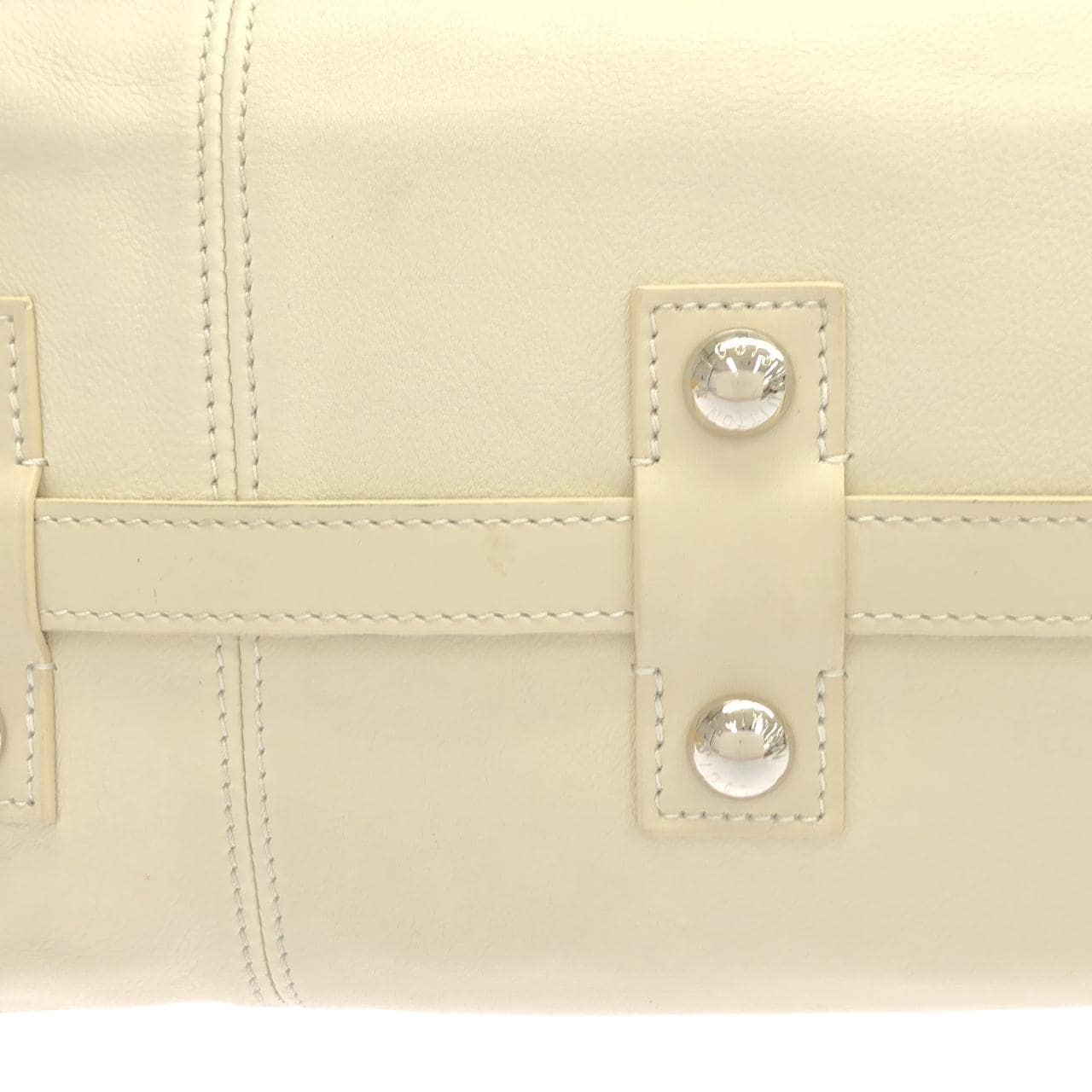 LOUIS VUITTON Handbag 3
