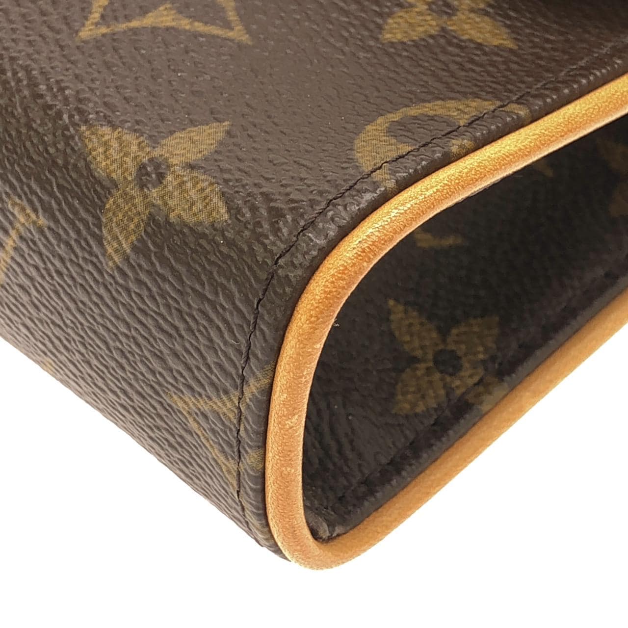 LOUIS VUITTON Pochette M51855+M67304 Belt Monogram 3