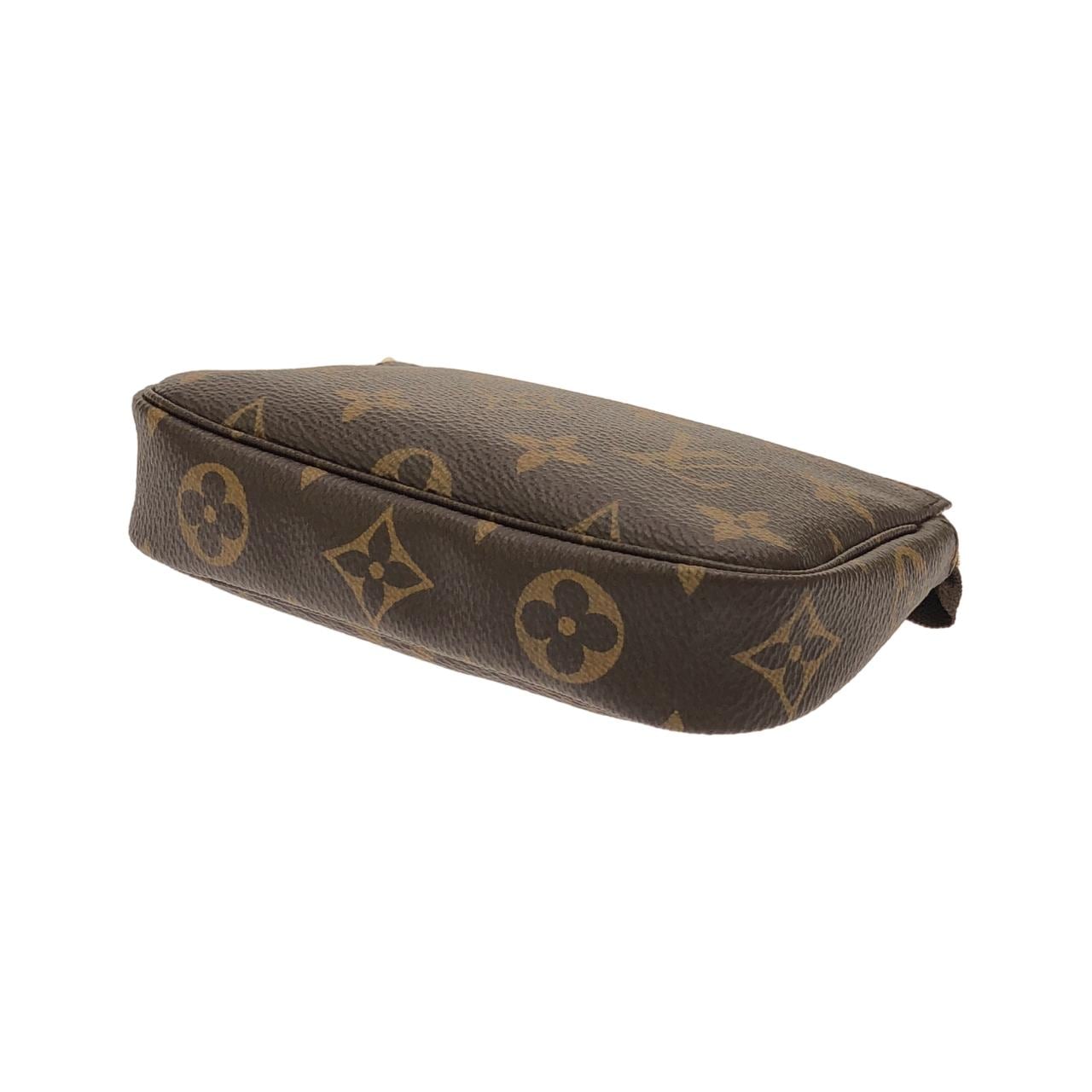 LOUIS VUITTON Pochette M58009 Pochette Monogram 3