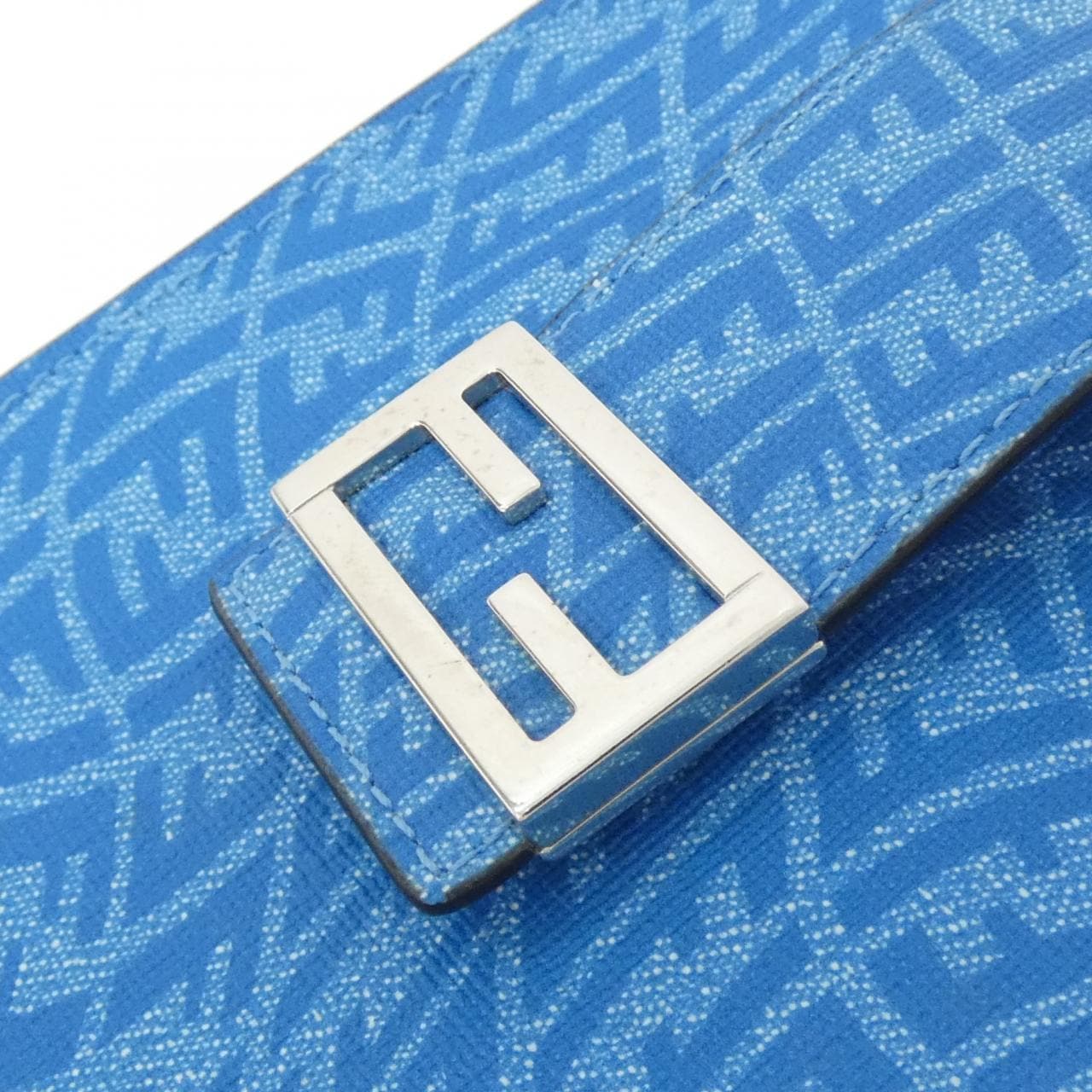 FENDI 7AR988 AFTO Wallet Canvas 4