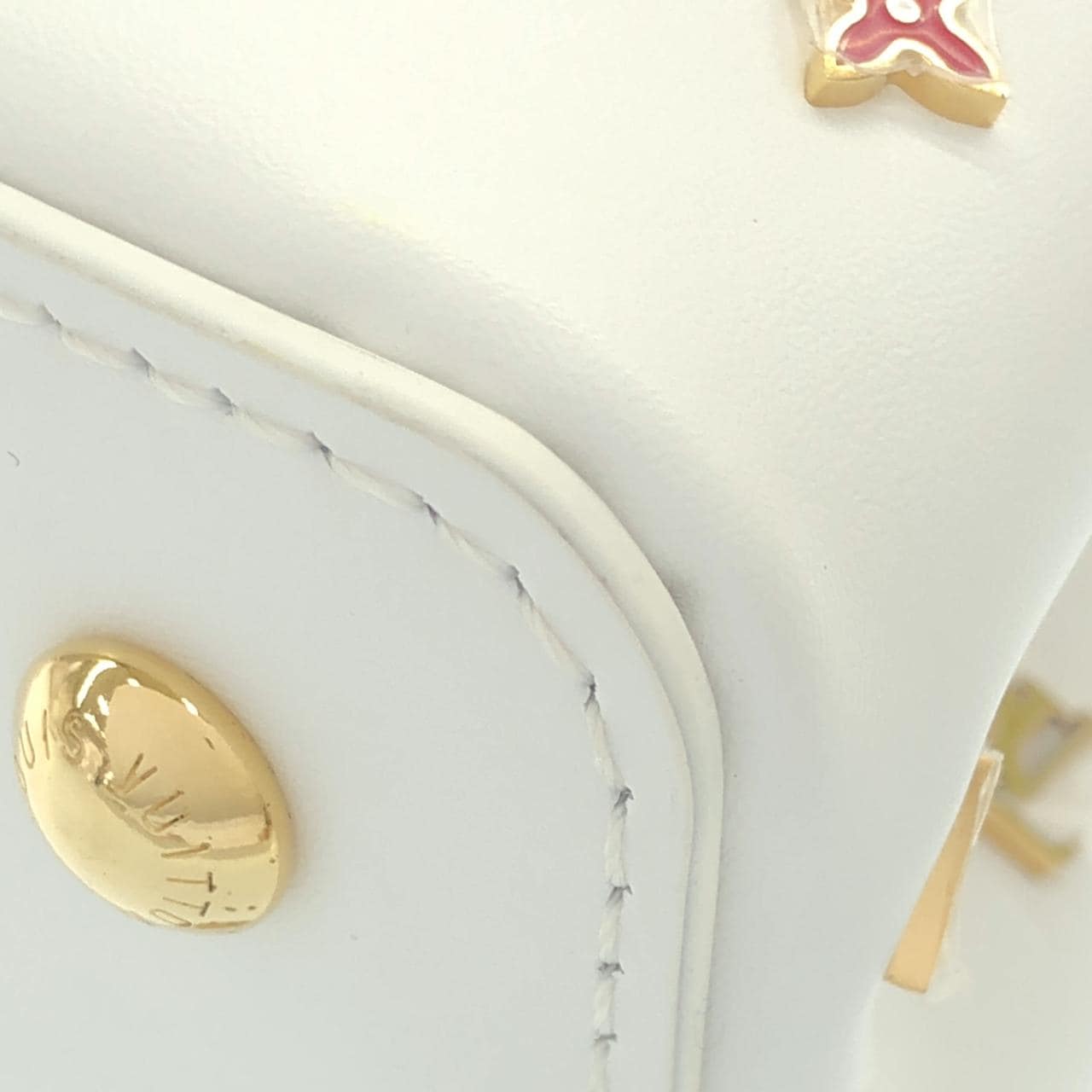 LOUIS VUITTON Capucines M14165 手提包 3