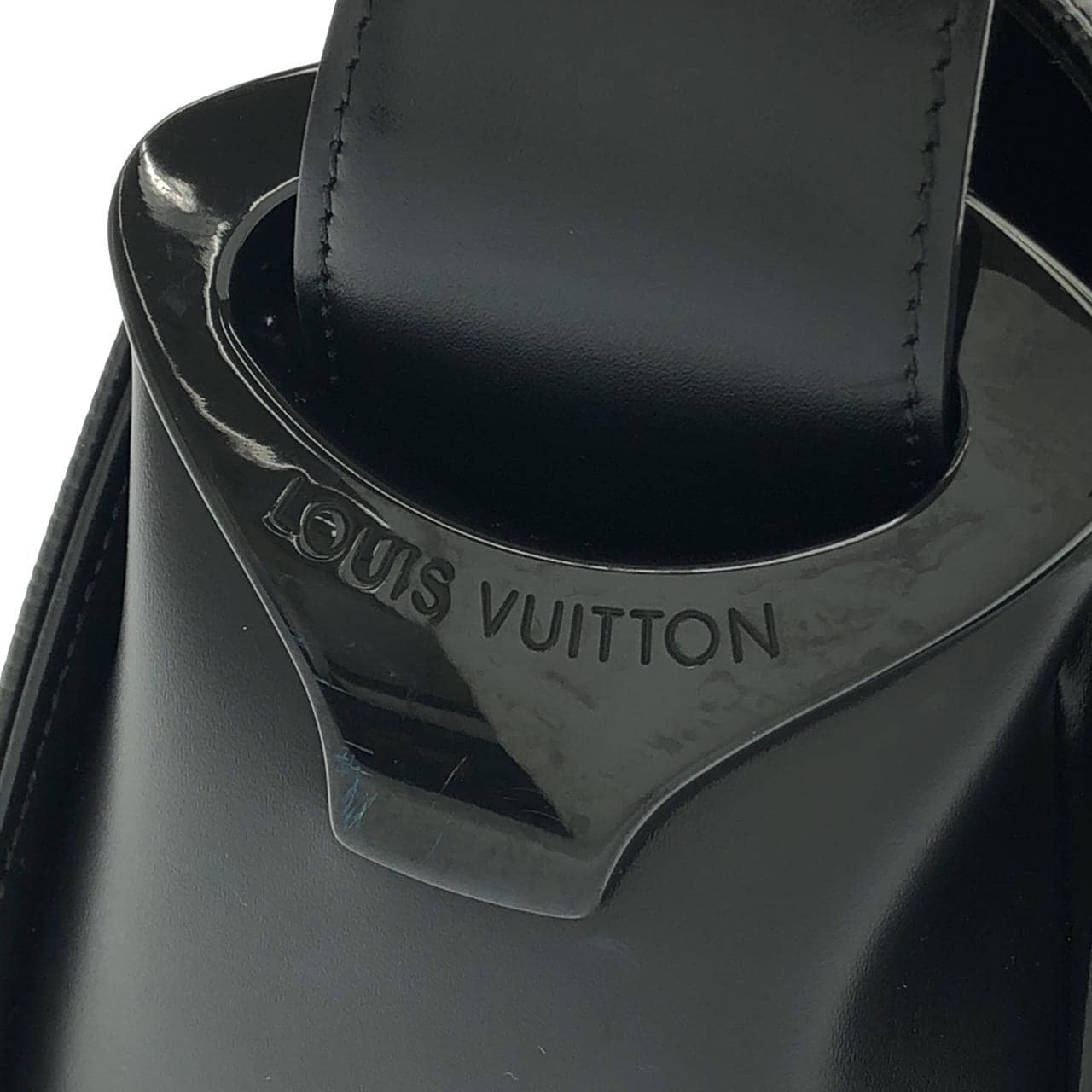 LOUIS VUITTON M52172 肩背包 Epi 4