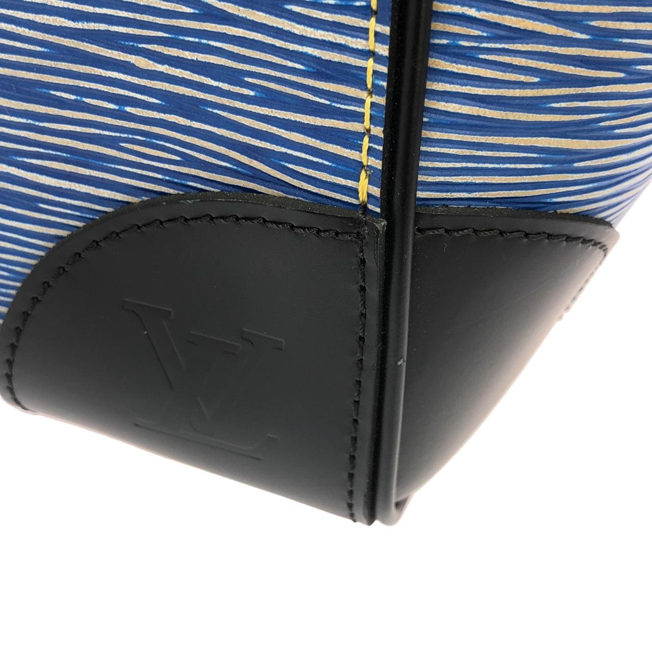 LOUIS VUITTON M56025 Handbag Denim 3