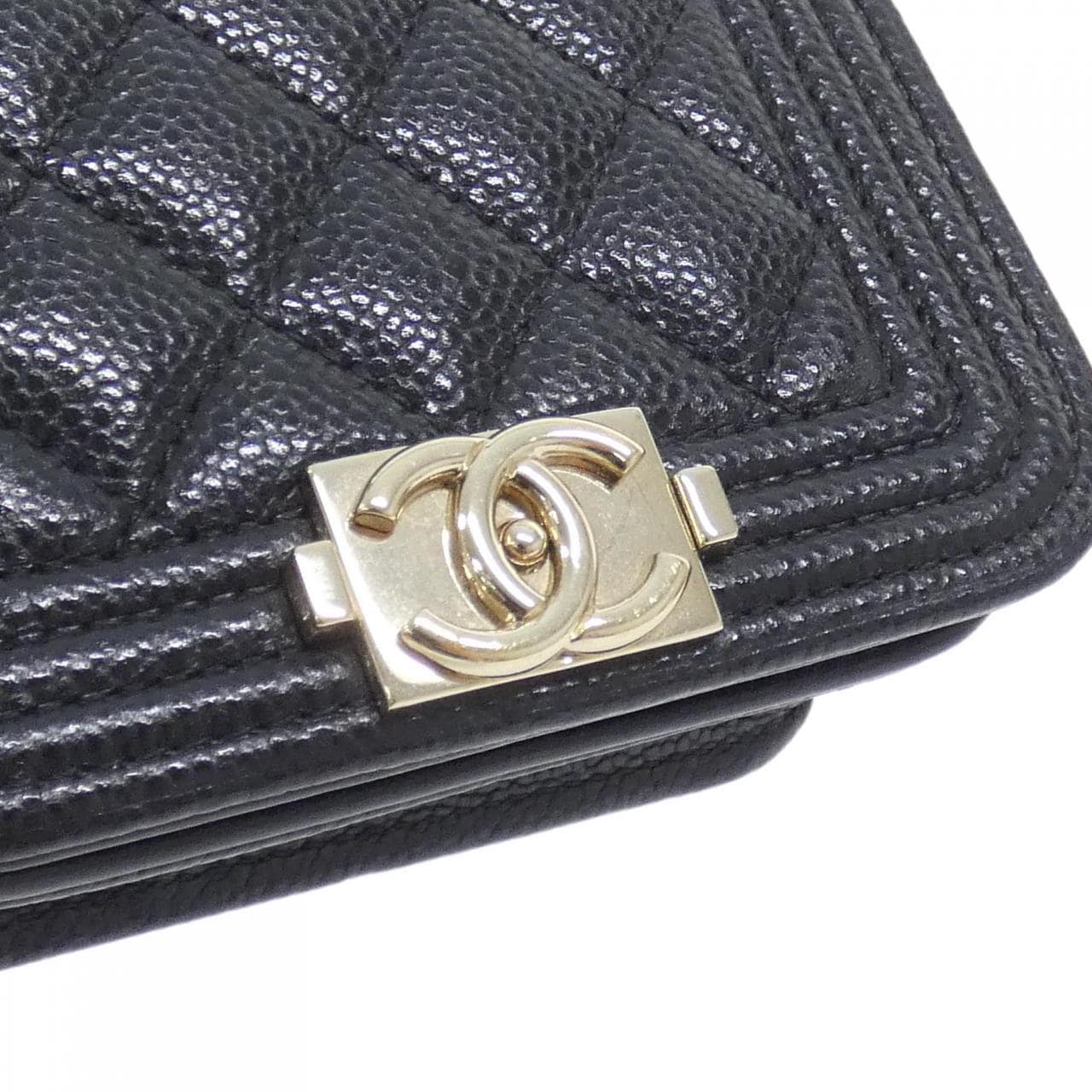 CHANEL Boy Chanel AP2302 腰包 荔枝紋牛皮 4