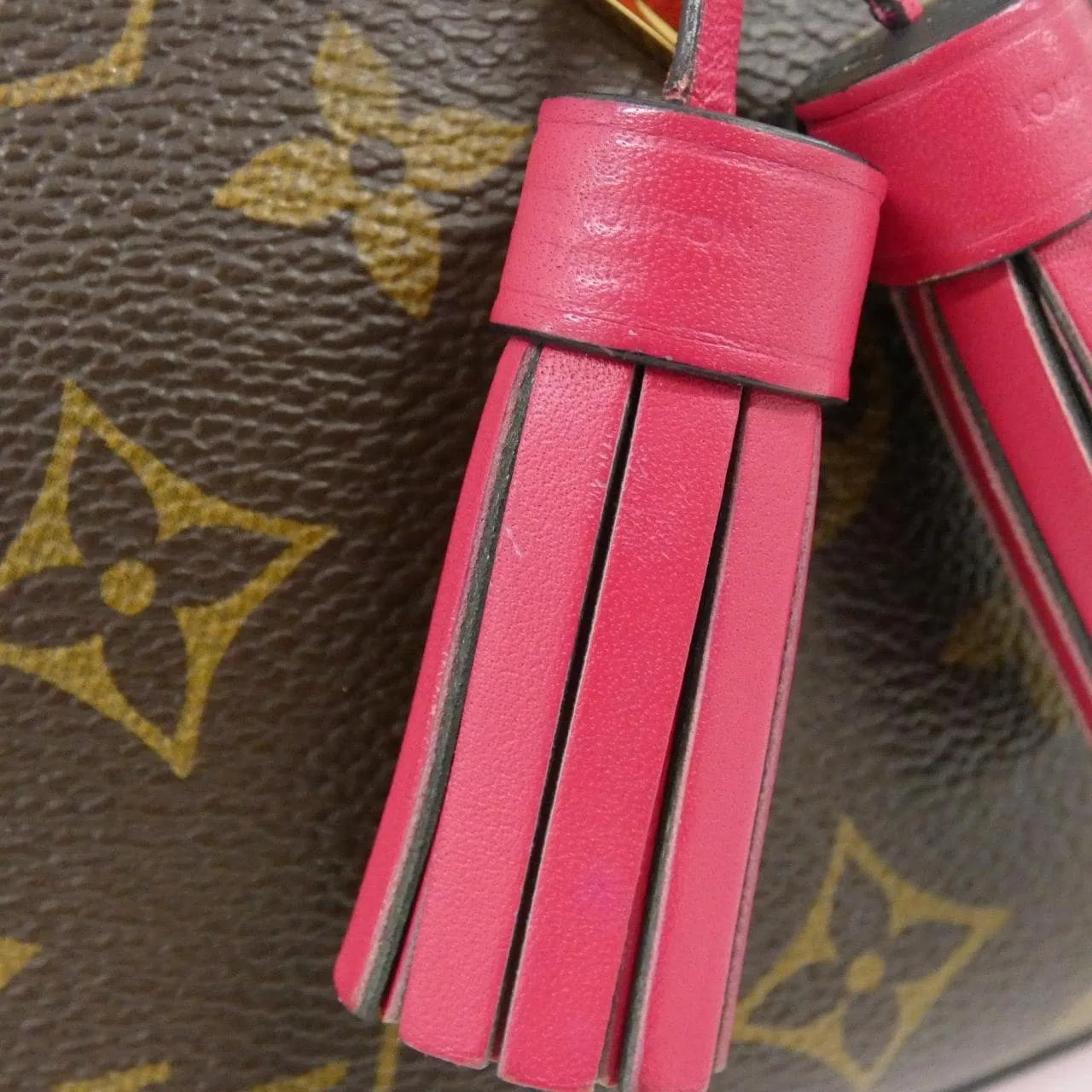 LOUIS VUITTON M43557 肩背包 Monogram 5
