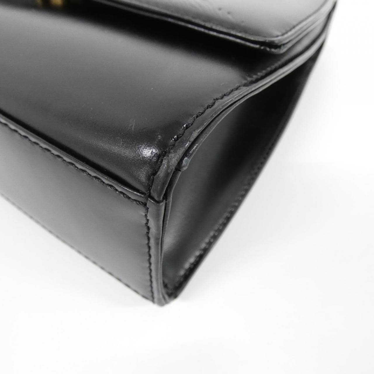 LOUIS VUITTON M63902 Handbag 3