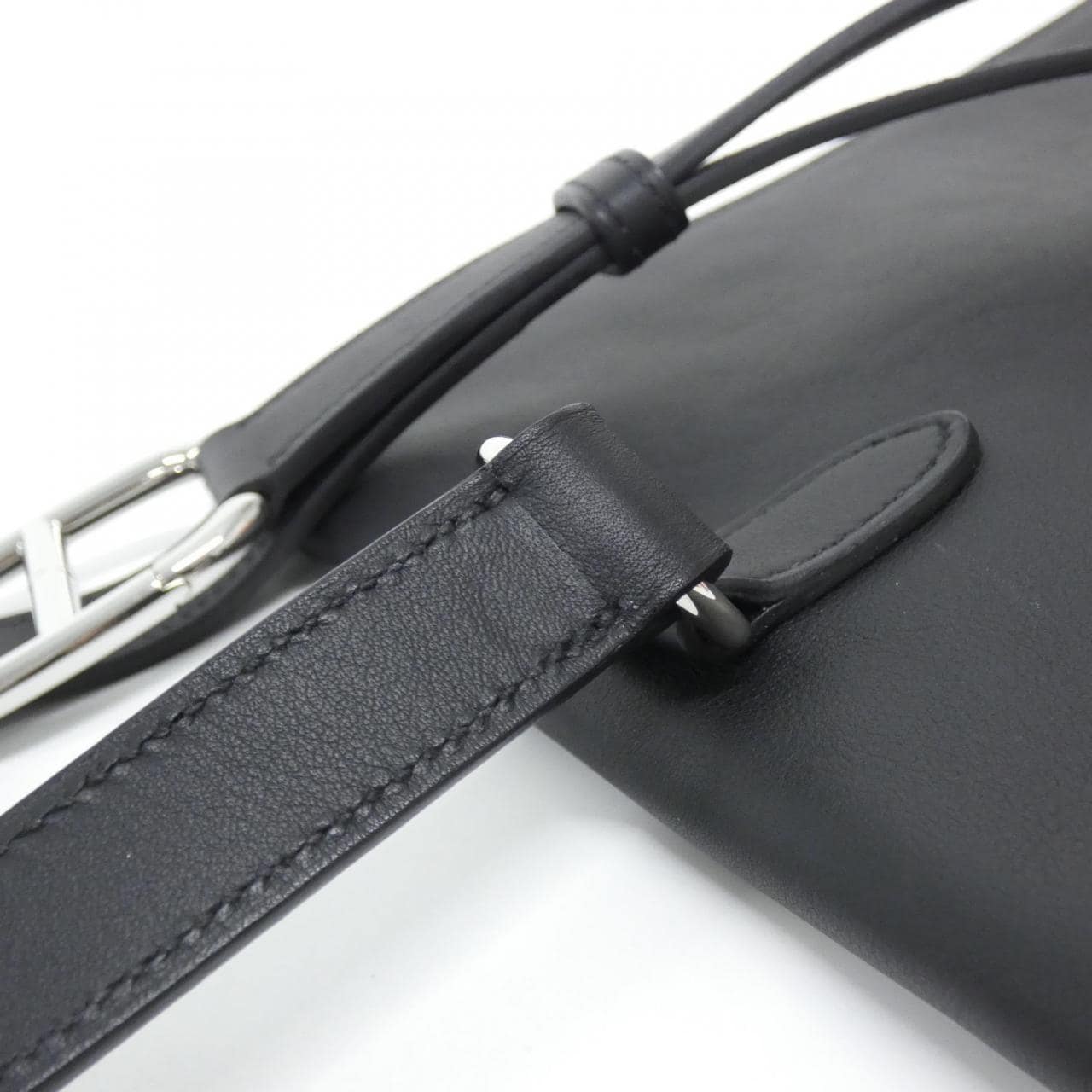 HERMES 083805CJ 銀包 Swift 5