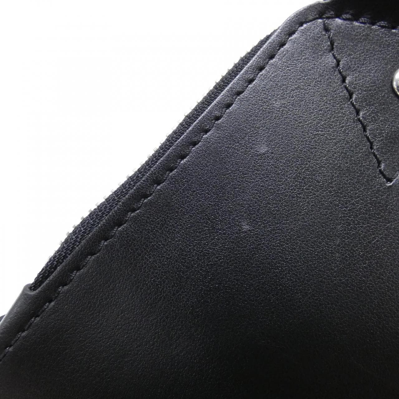 LOUIS VUITTON Avenue N45302 Shoulder Damier 4