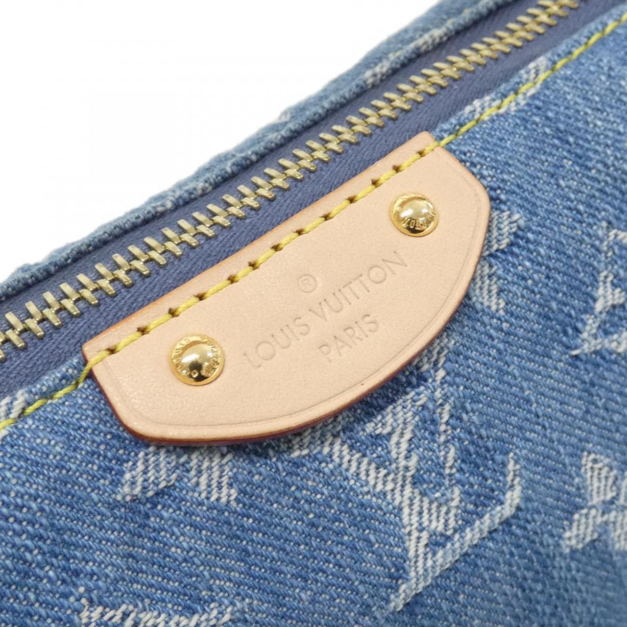 LOUIS VUITTON Pochette M82949 Shoulder Monogram 4