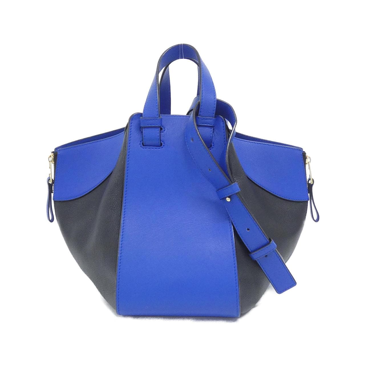 LOEWE Hammock 387 30EN60 肩背包 2