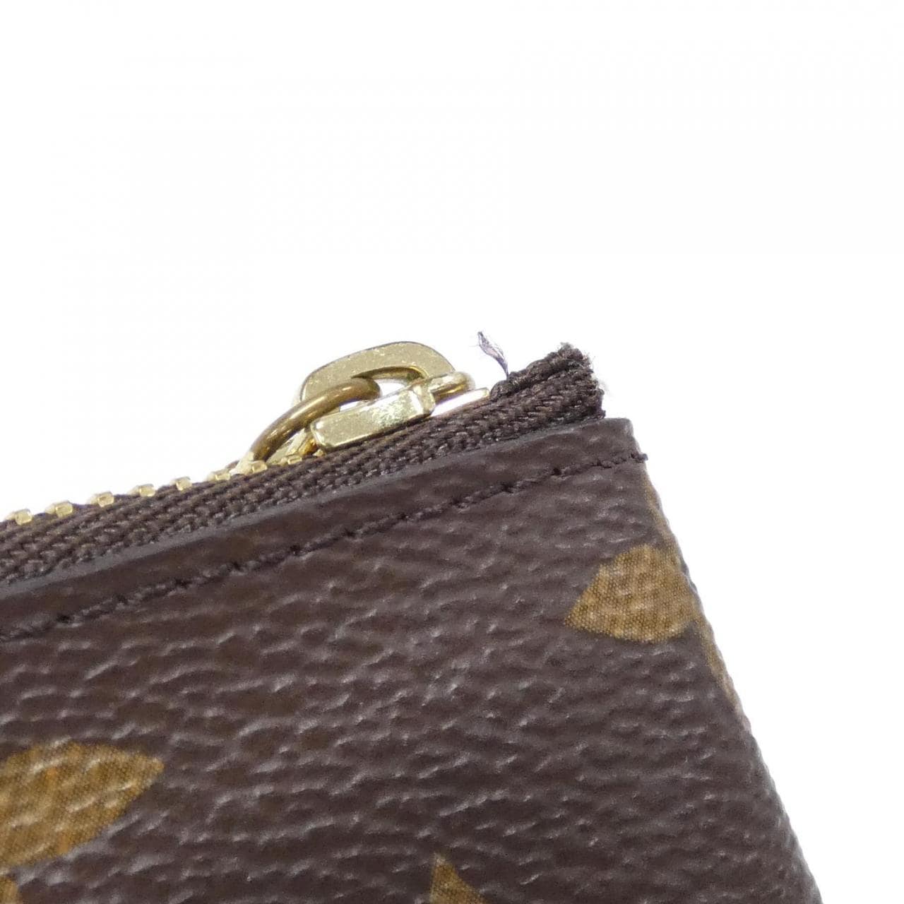LOUIS VUITTON Pochette M62650 Coin Case Monogram 3