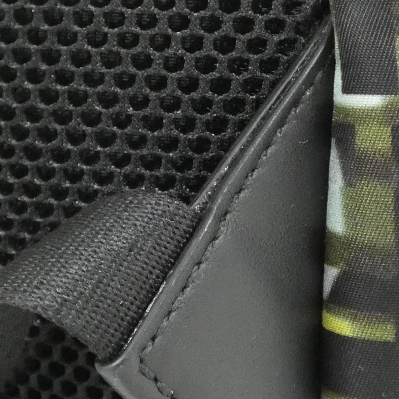 FENDI 7VZ042 ABM8 背包 尼龍 4