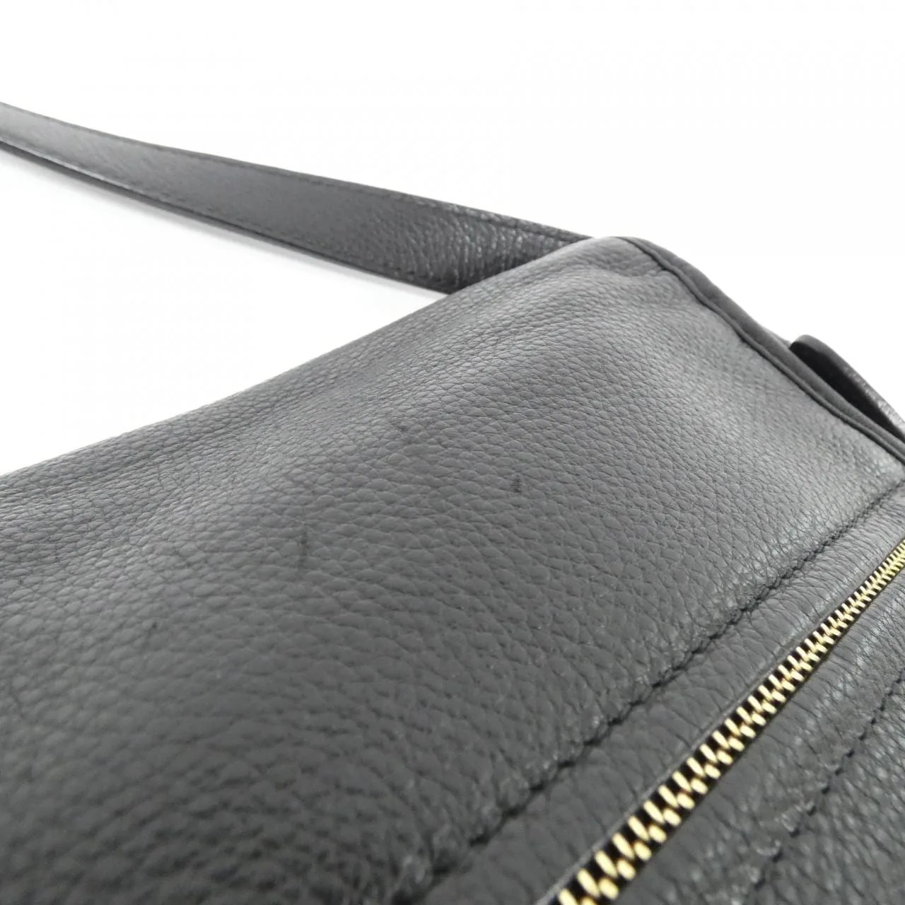 LOEWE 肩背包 皮革 4