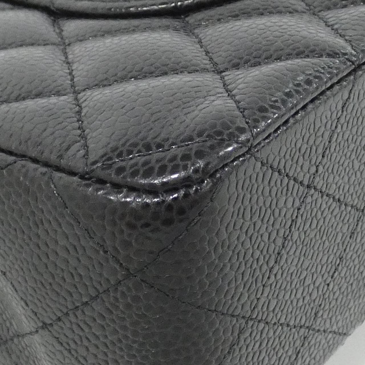 CHANEL Matelasse 1112 Shoulder Grained Calfskin 3
