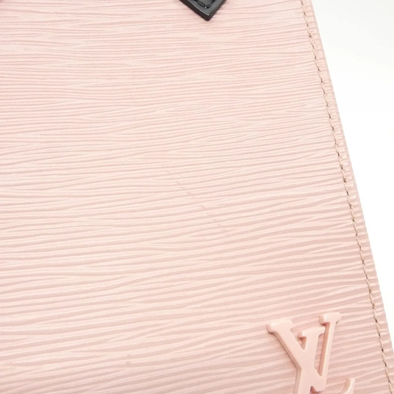 LOUIS VUITTON M69575 Shoulder Epi 4
