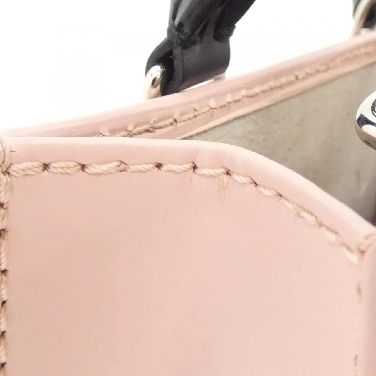 LOUIS VUITTON M69575 Shoulder Epi 5