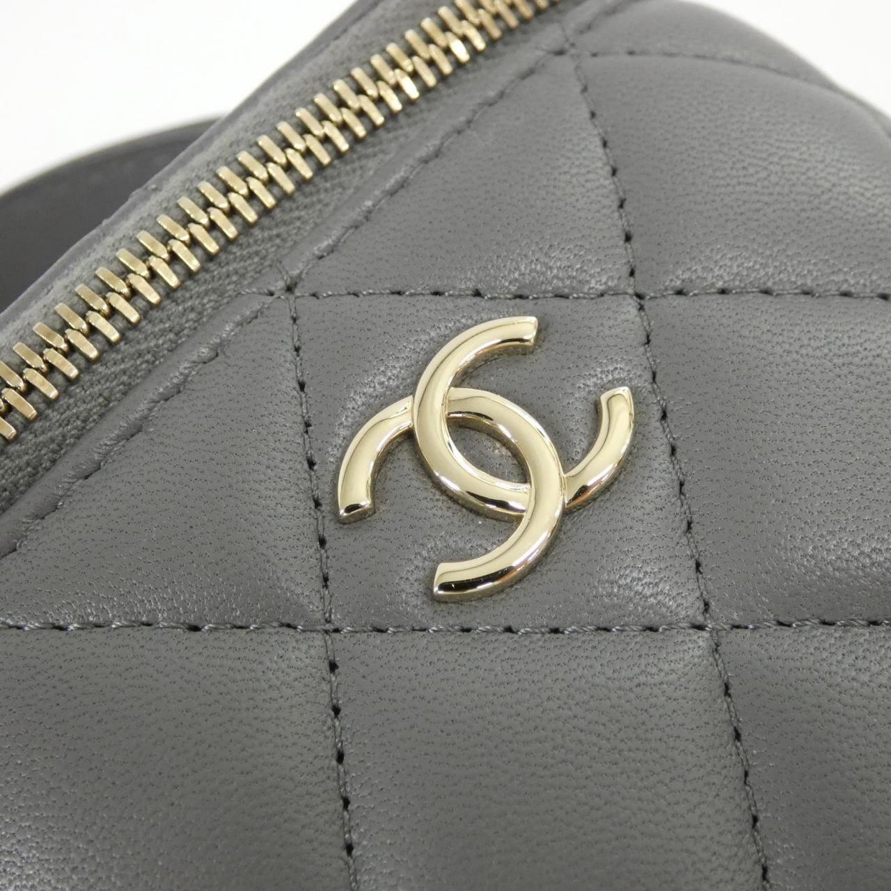 CHANEL Timeless Classic AP2198 手提包 羊皮 4