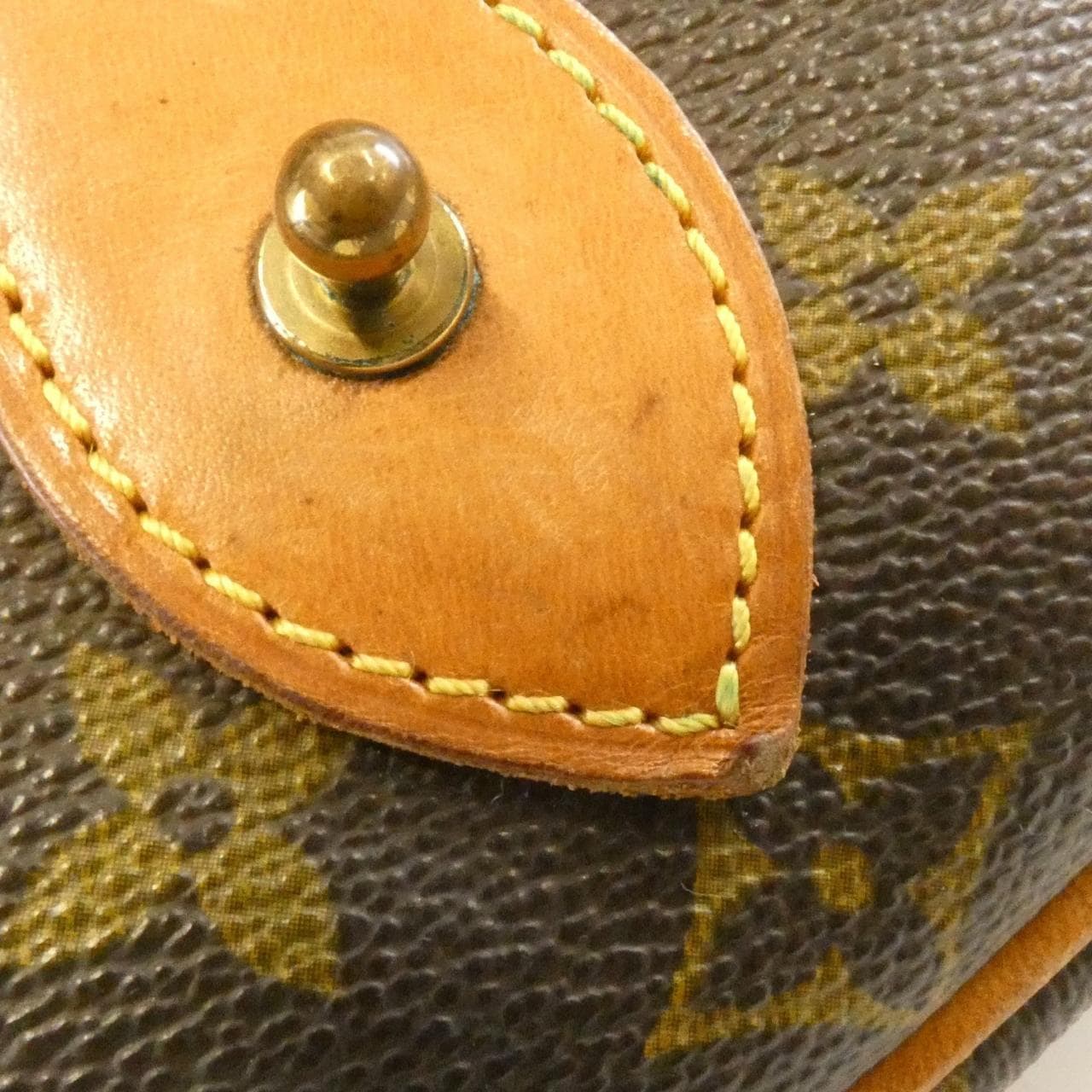 LOUIS VUITTON M42248 肩背包 Monogram 4