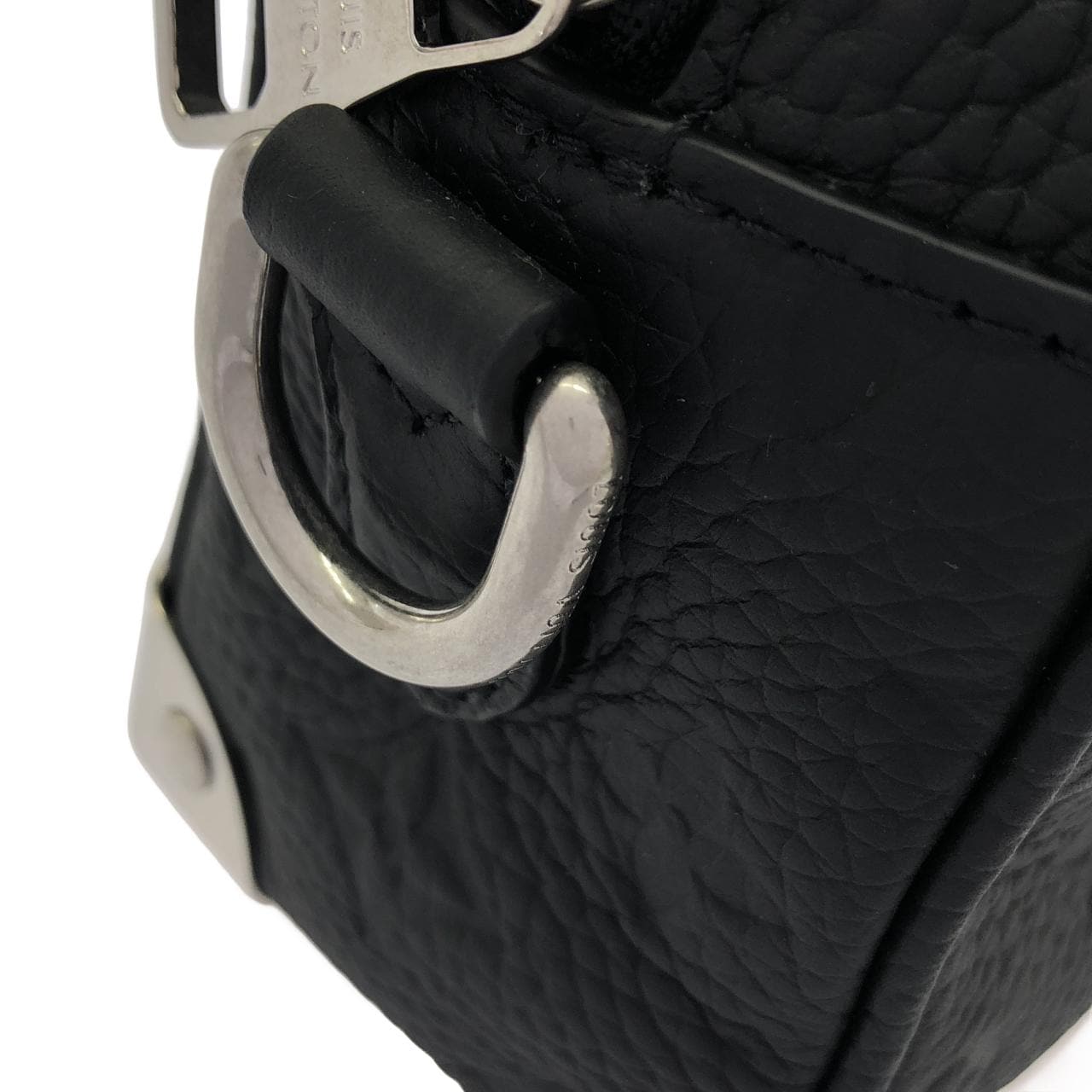 LOUIS VUITTON Soft Trunk M25927 肩背包 Monogram 4