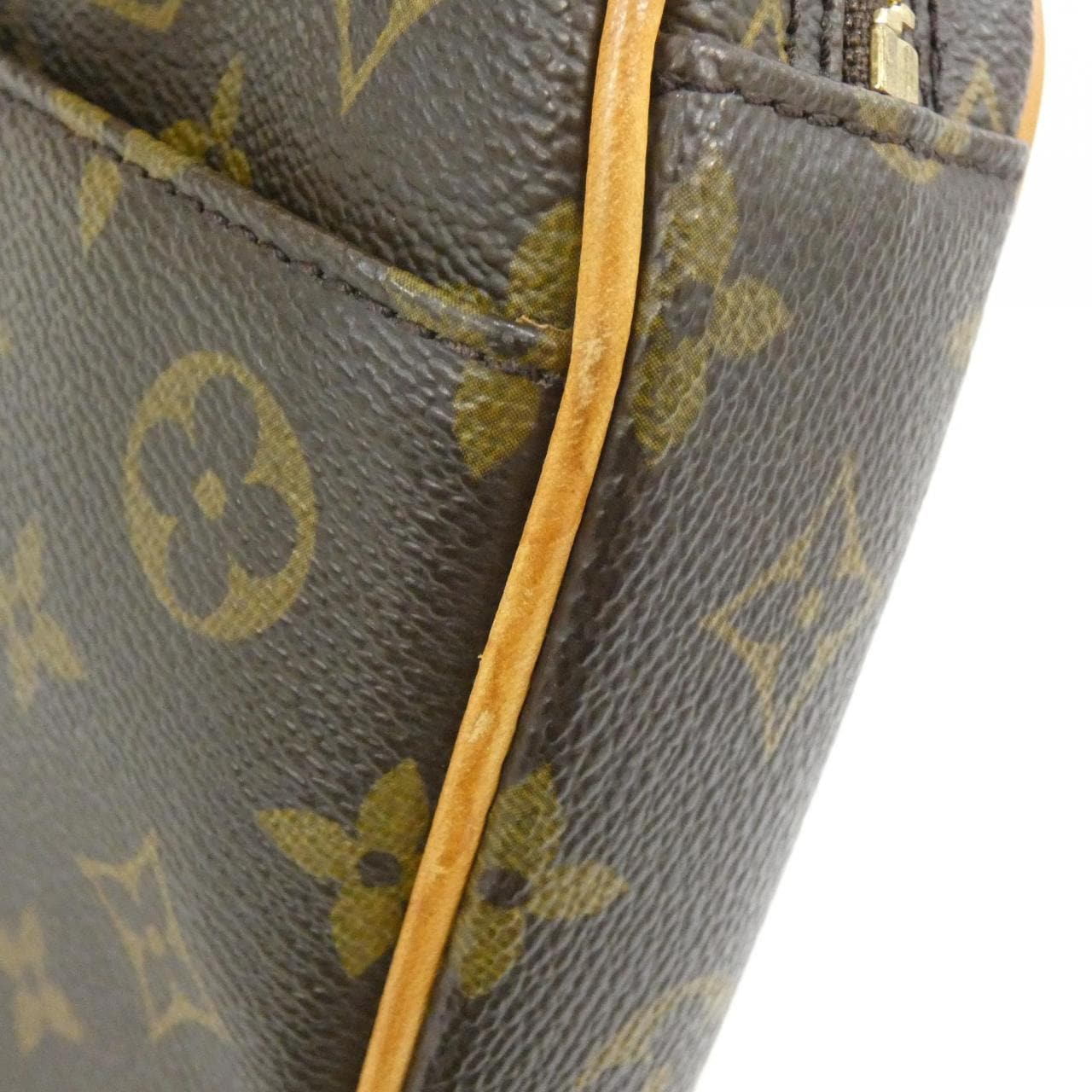 LOUIS VUITTON Pochette M51870 Shoulder Monogram 5