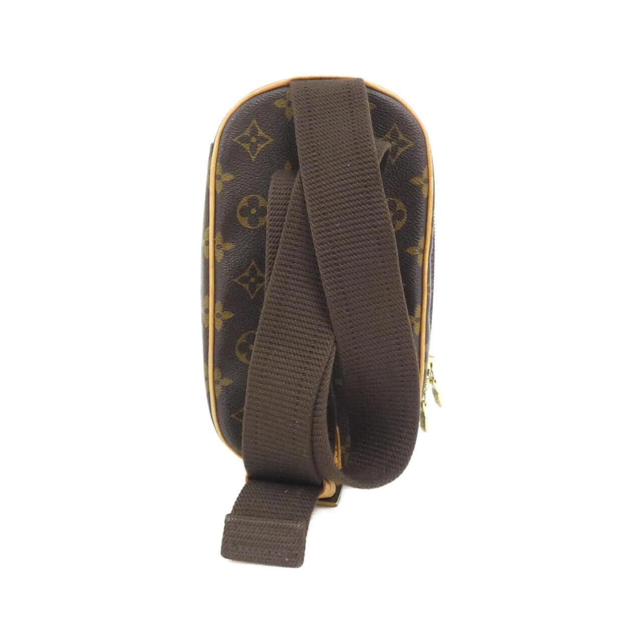LOUIS VUITTON Pochette M51870 Shoulder Monogram 2