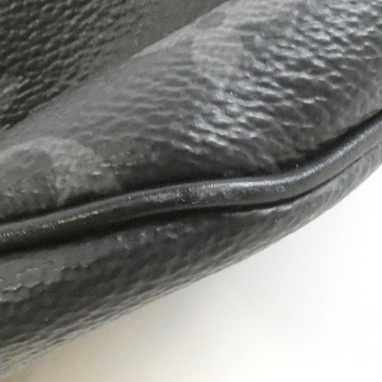 LOUIS VUITTON Discovery M44336 Shoulder Monogram 4