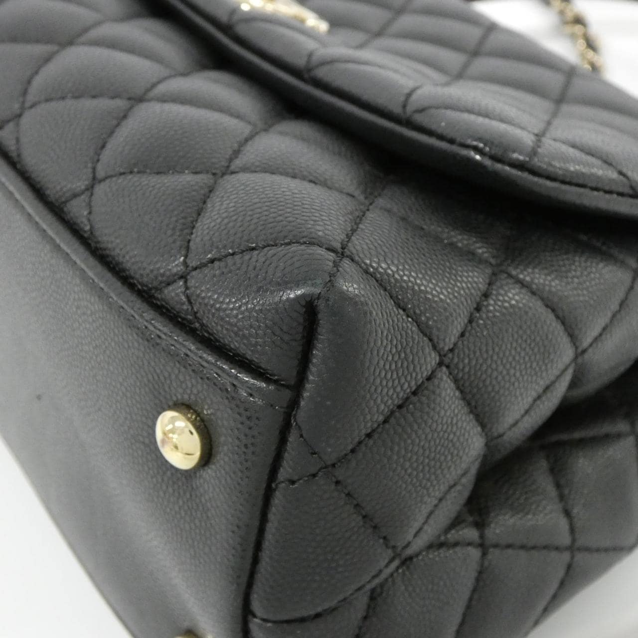 CHANEL Matelasse 92991 Handbag Grained Calfskin 3