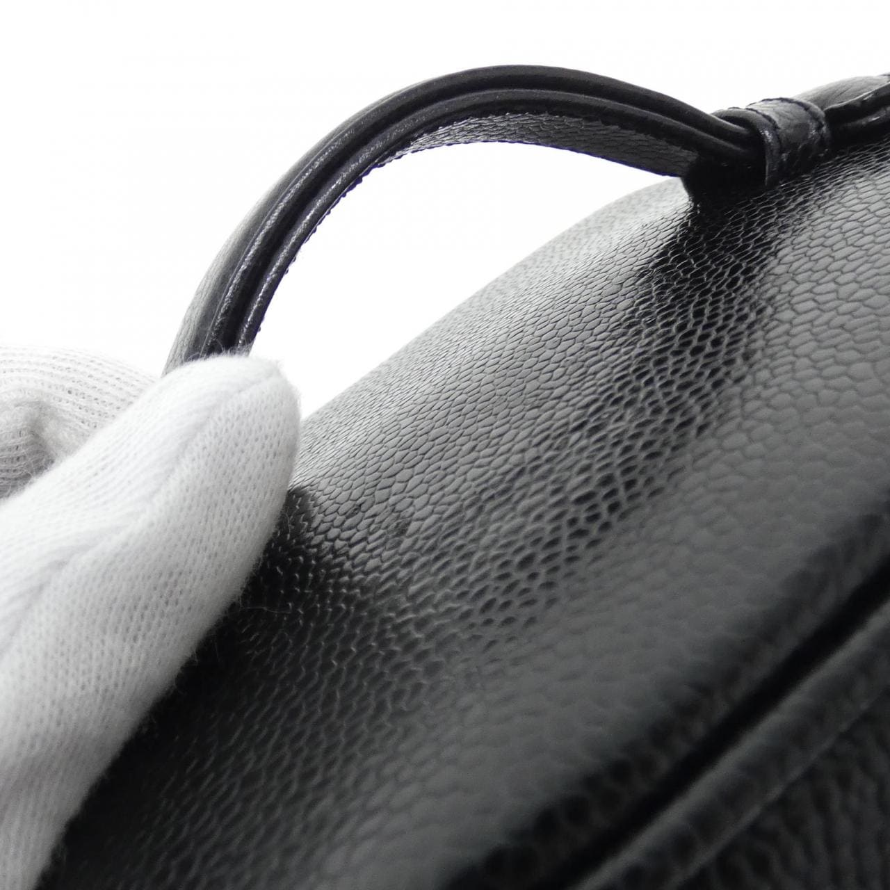 CHANEL 1998 Handbag Grained Calfskin 5