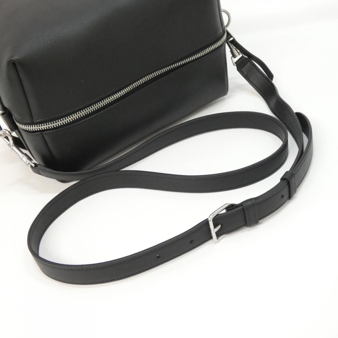 CELINE L10032M96 肩背包 4