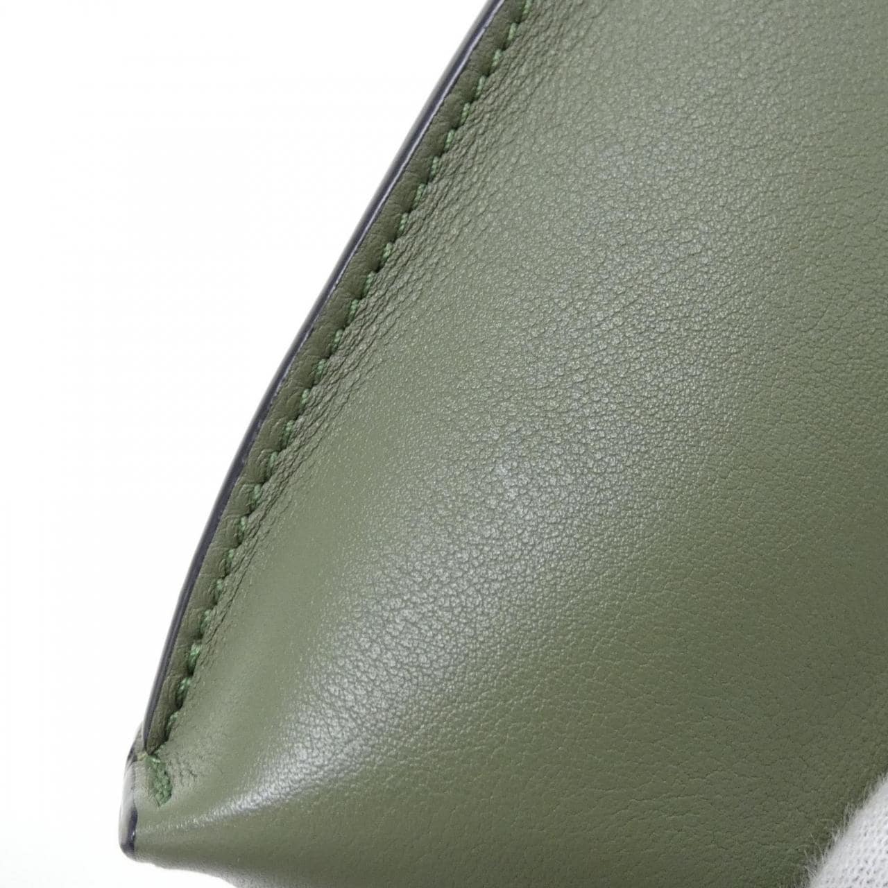 LOEWE C623B02X04 Shoulder 4