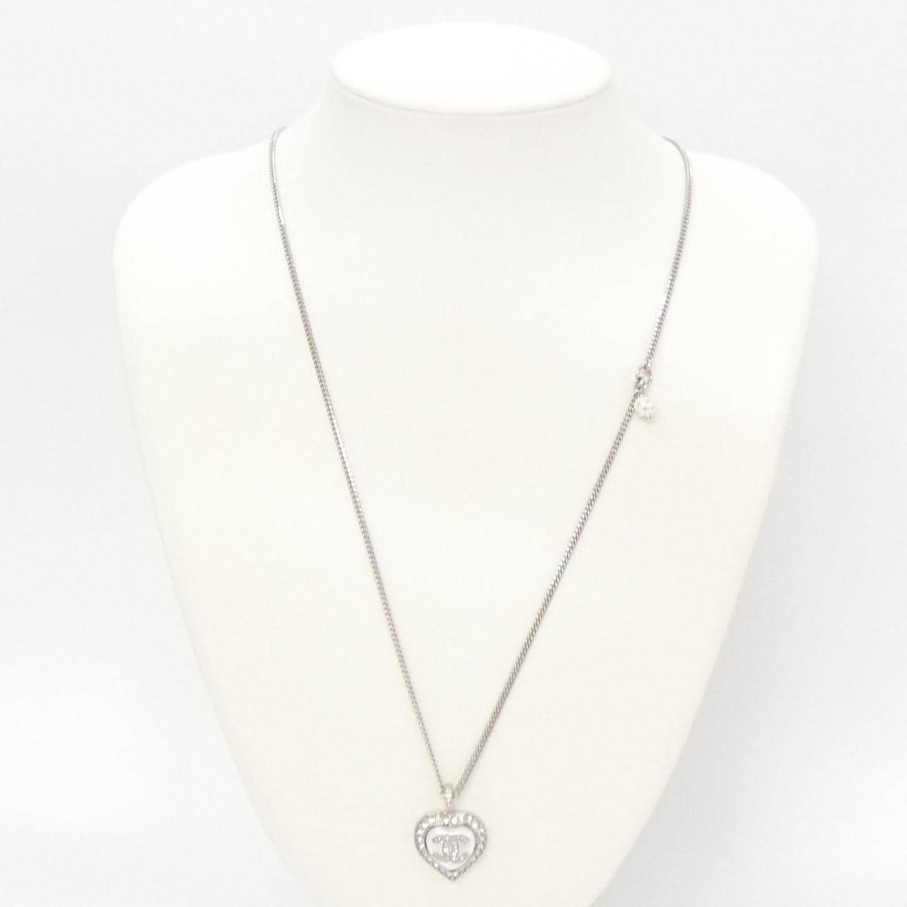 CHANEL ABB617 5