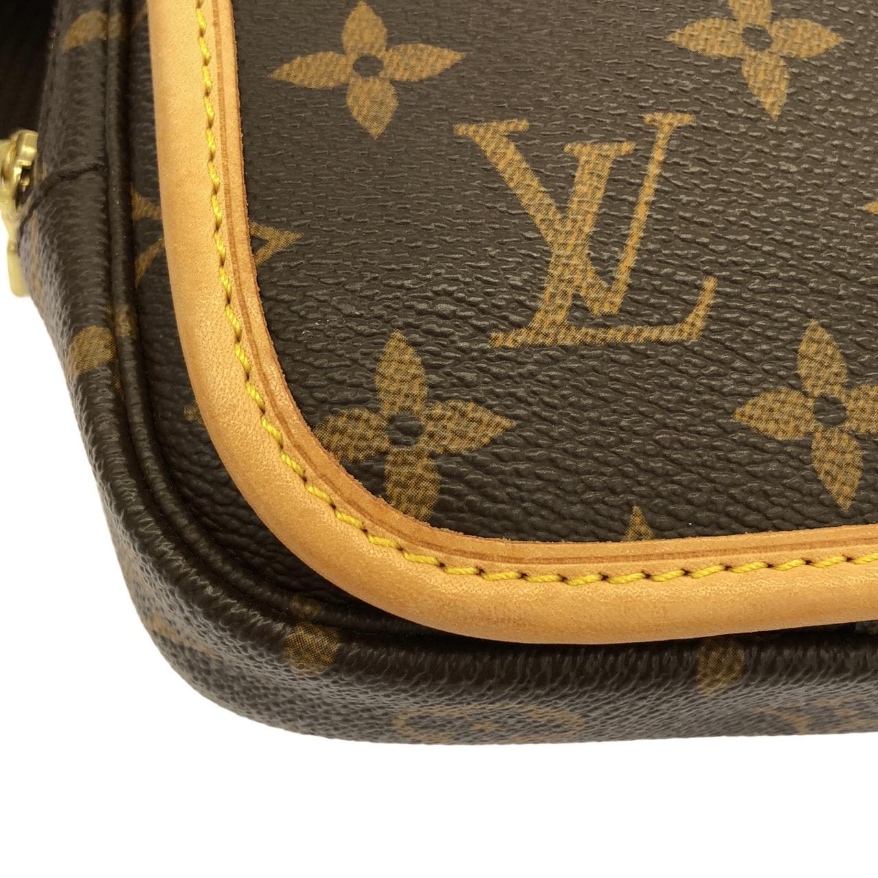 LOUIS VUITTON Bum Bag M40108 肩背包 Monogram 4