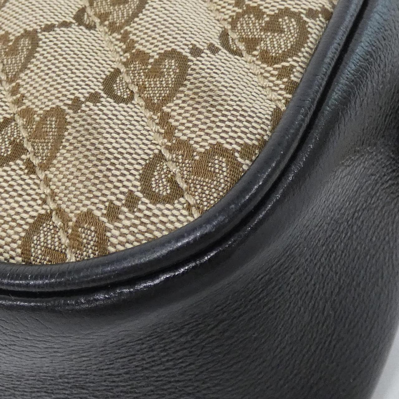GUCCI Marmont 447632 HVKEG Shoulder Canvas 3