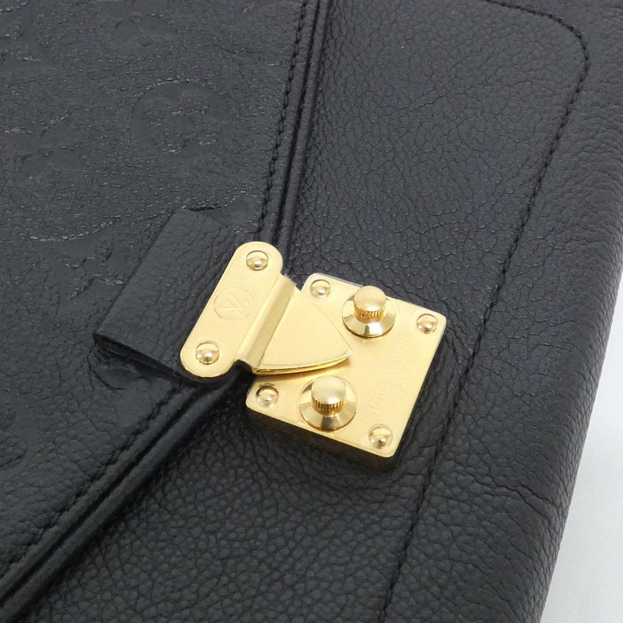 LOUIS VUITTON M48931 Shoulder Monogram 5