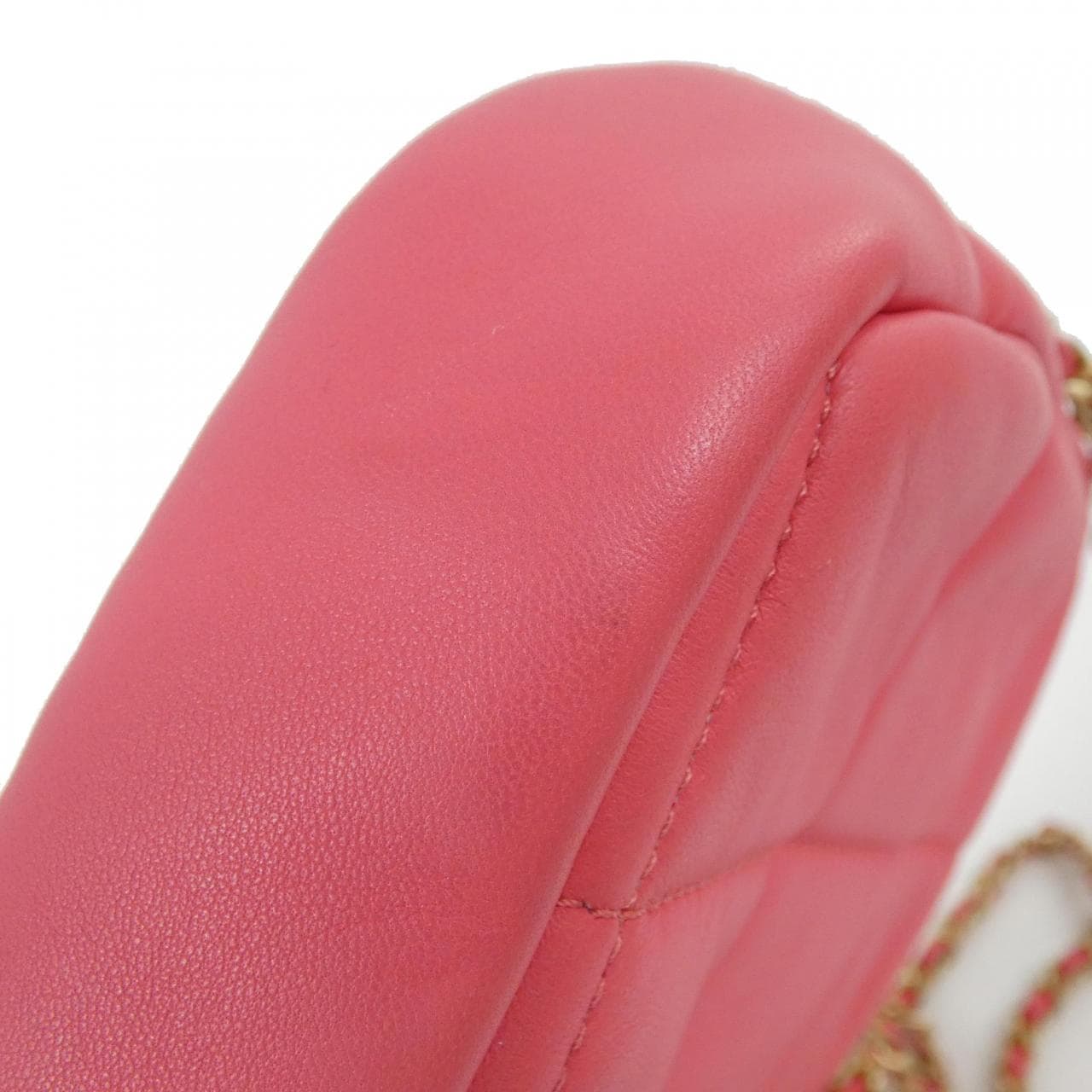 CHANEL AS2201 肩背包 羊皮 5