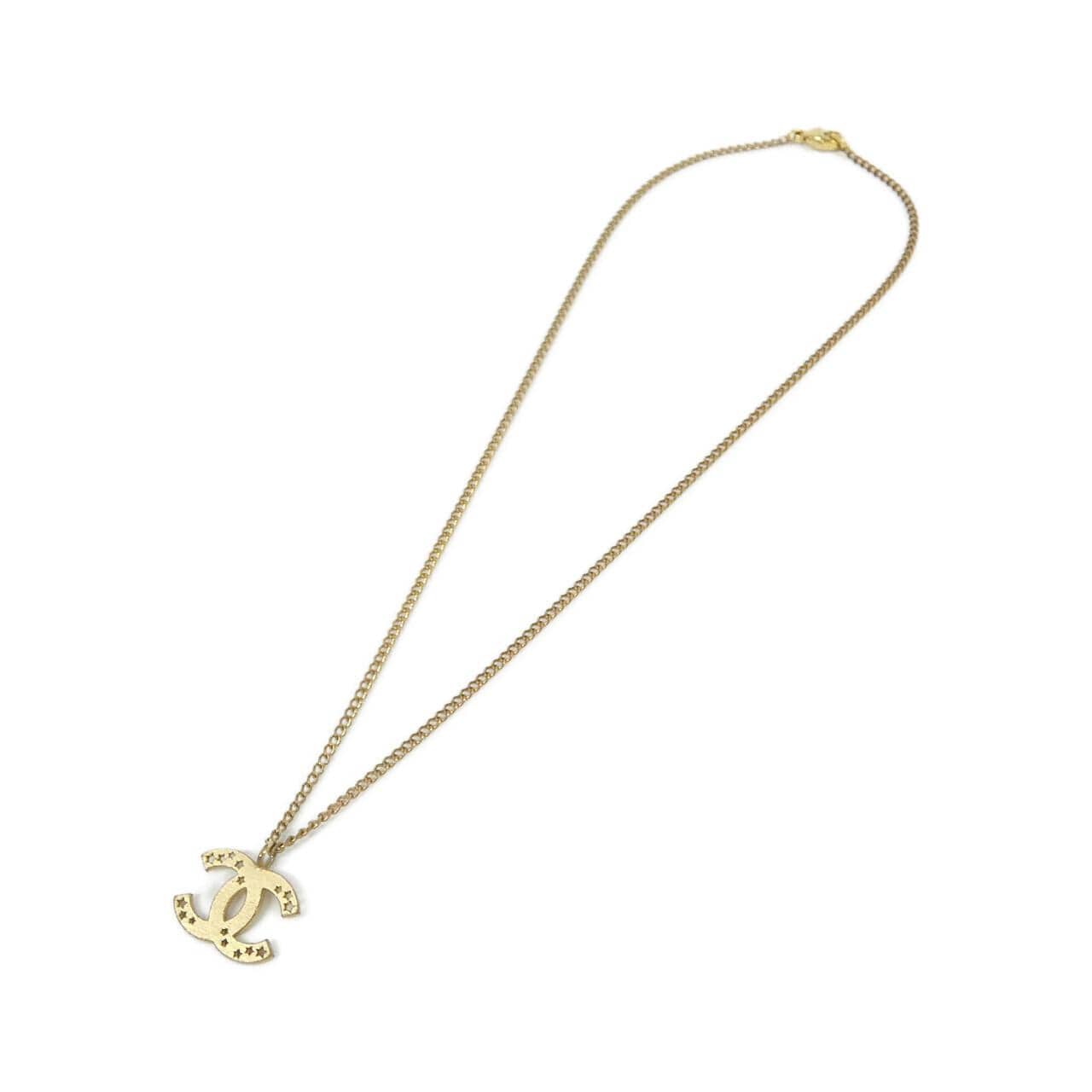 CHANEL Accessories 2