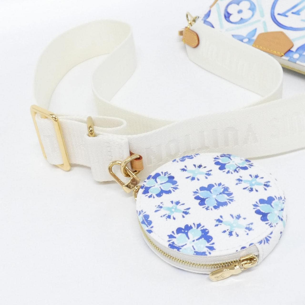 LOUIS VUITTON Pochette M25374 肩背包 Monogram 5