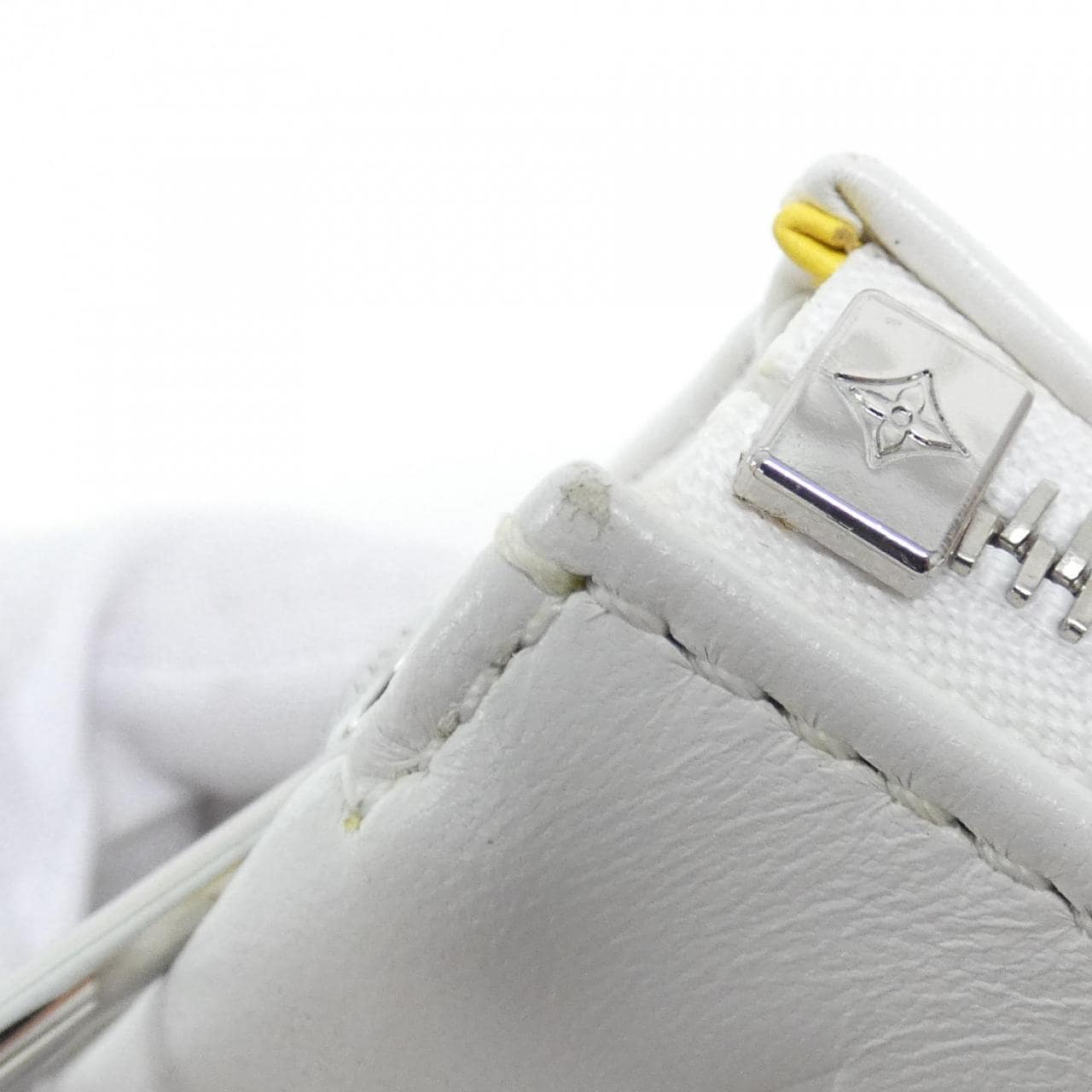 LOUIS VUITTON M21619 Shoulder Monogram 4
