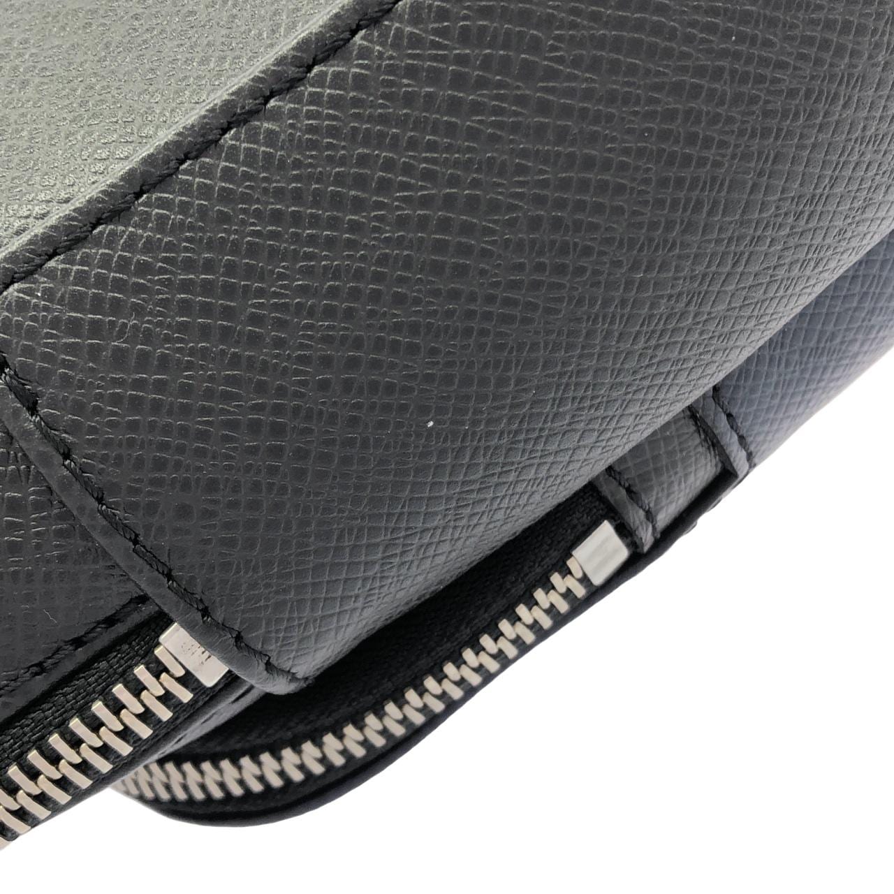 LOUIS VUITTON Avenue M30701 肩背包 5