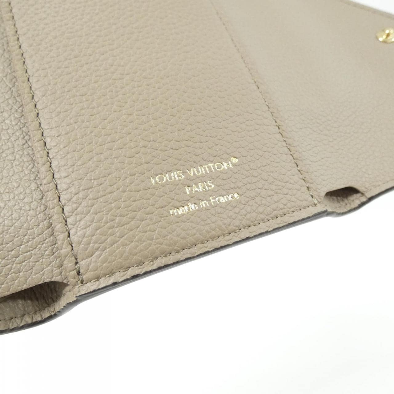 LOUIS VUITTON M81861 Wallet Monogram 4