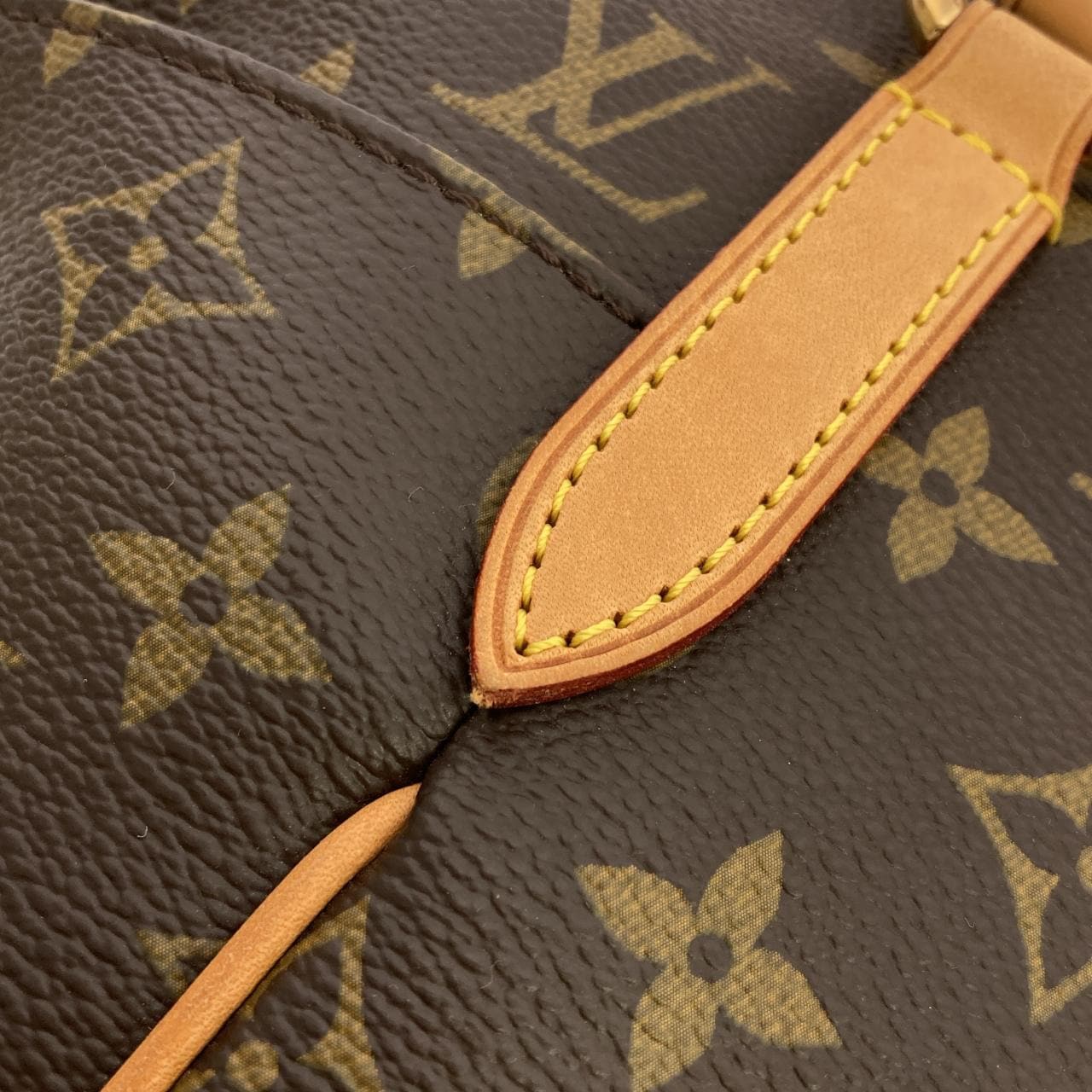 LOUIS VUITTON Totally M56688 手提包 Monogram 3