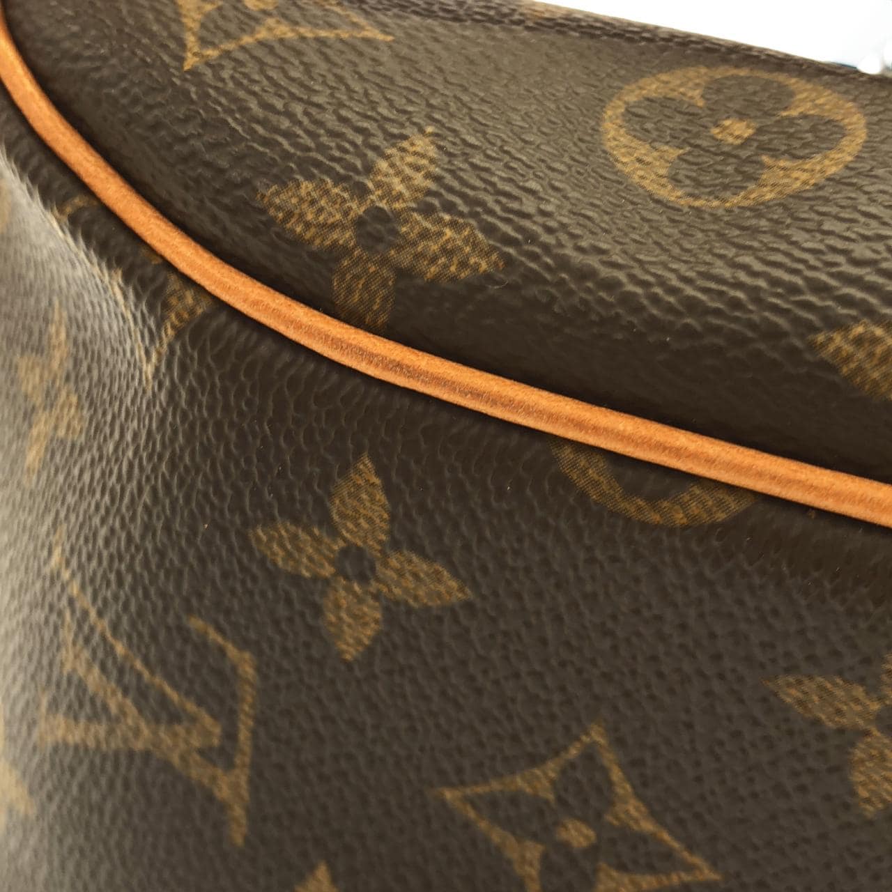 LOUIS VUITTON Blois M51221 肩背包 Monogram 3