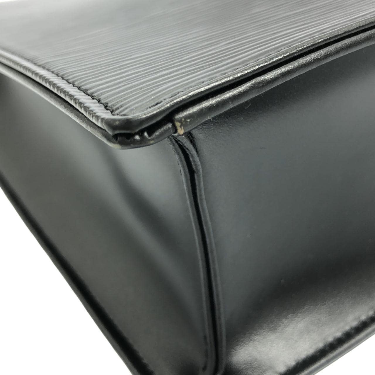 LOUIS VUITTON M52102 手提包 Epi 3