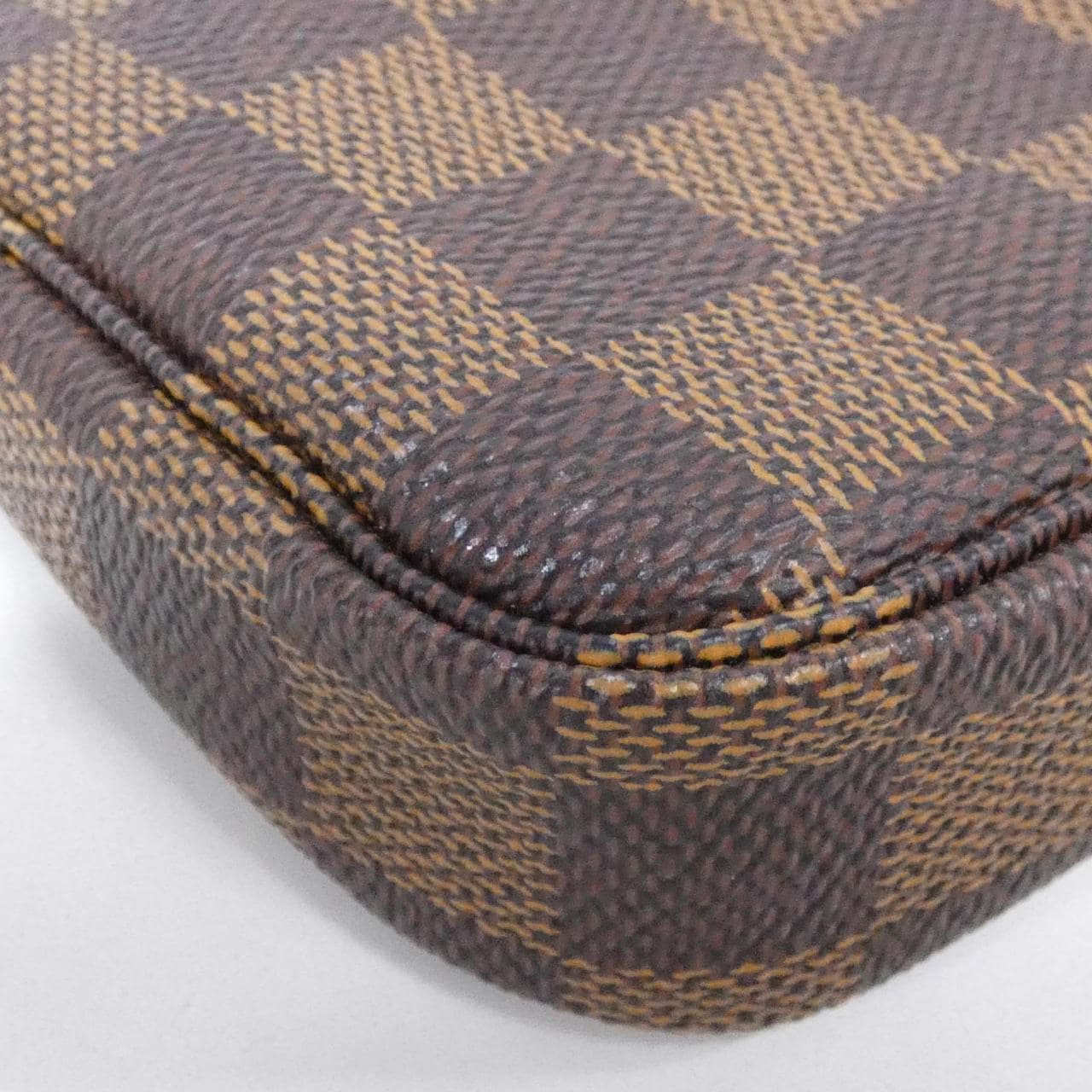 LOUIS VUITTON Pochette N58009 小斜揹包 Damier 2