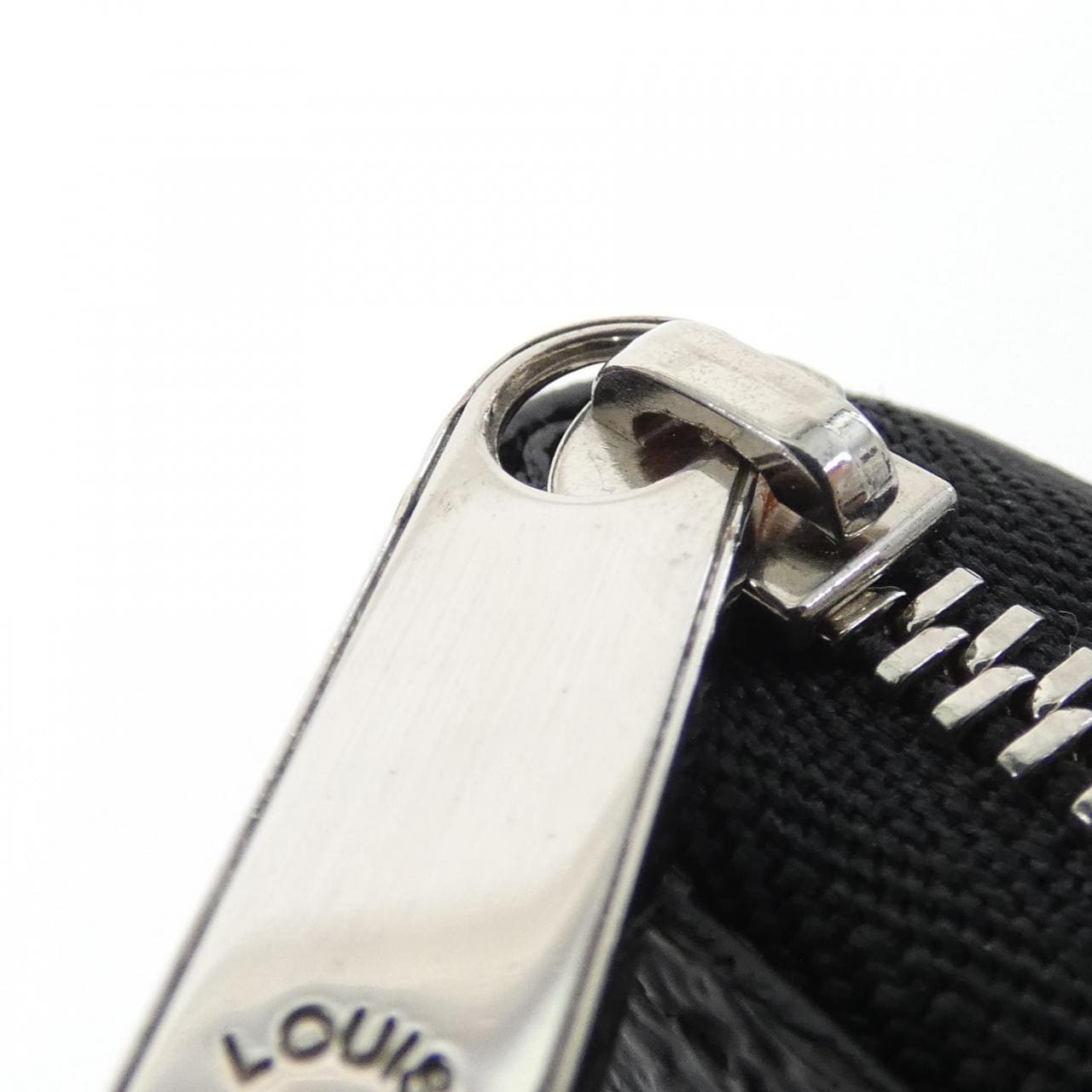 LOUIS VUITTON N63076 Coin Case Damier 4